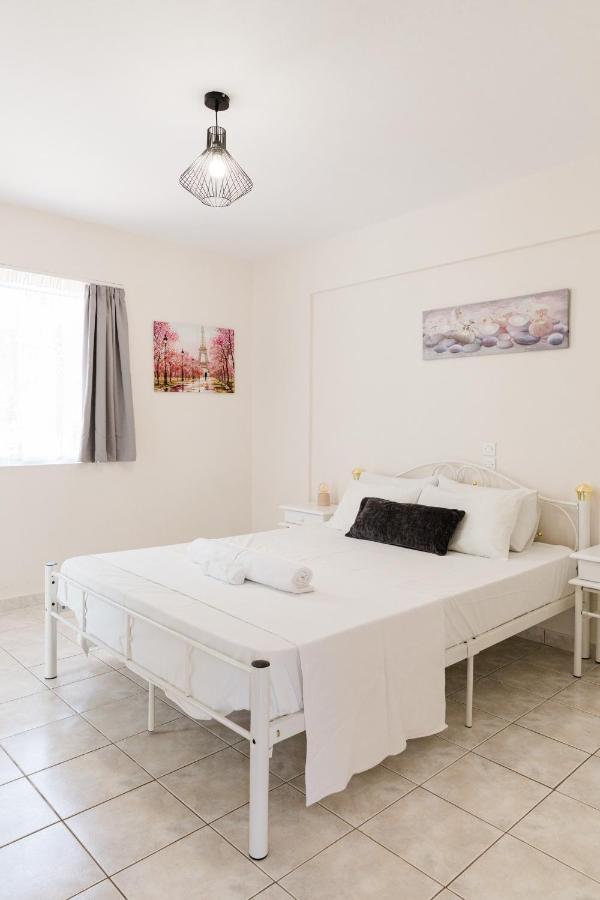 Alexandros Luxury Apartments Nydri ภายนอก รูปภาพ